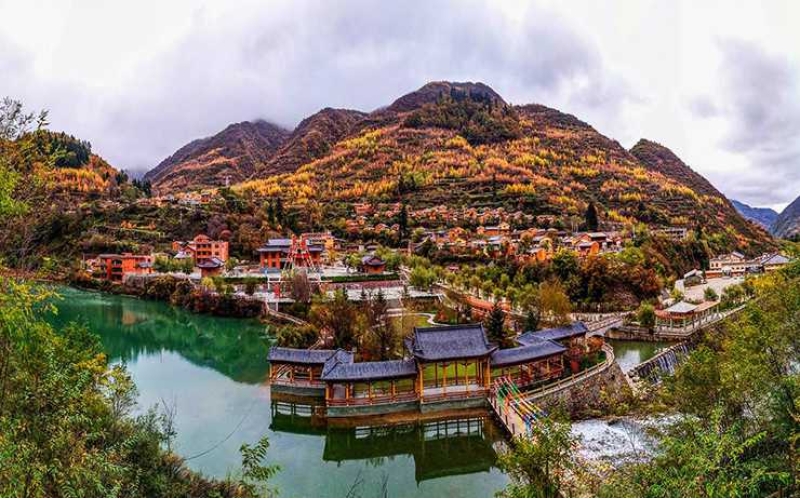 官鵝溝景區(qū)、平?jīng)霾糠志皡^(qū)向全國醫(yī)護(hù)人員免費開放